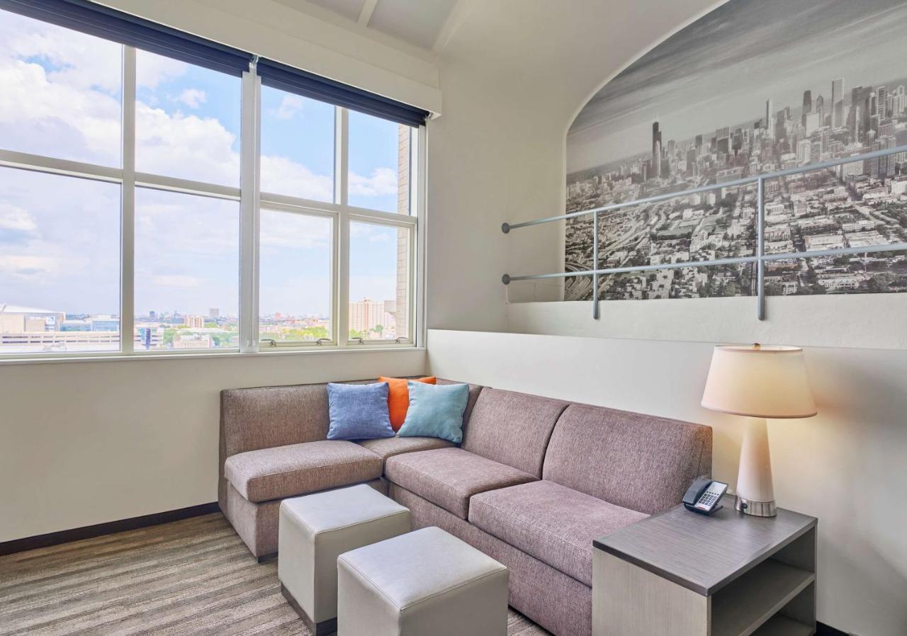 One-Bedroom King Suite with Sofa Bed and Kitchen