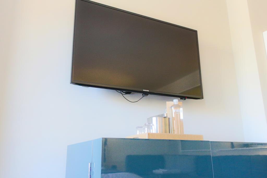 Corner King Room