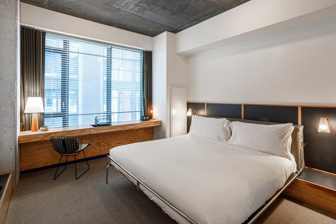 Standard King Room