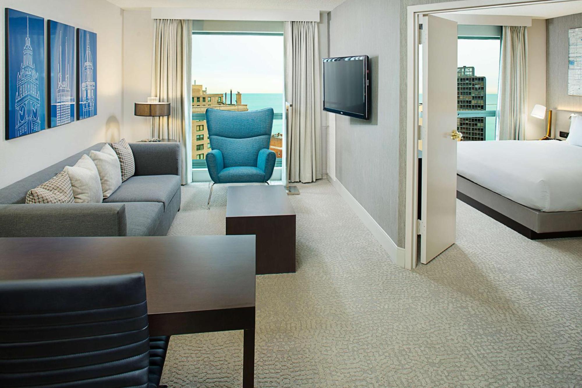 One-Bedroom King Suite with Lake View