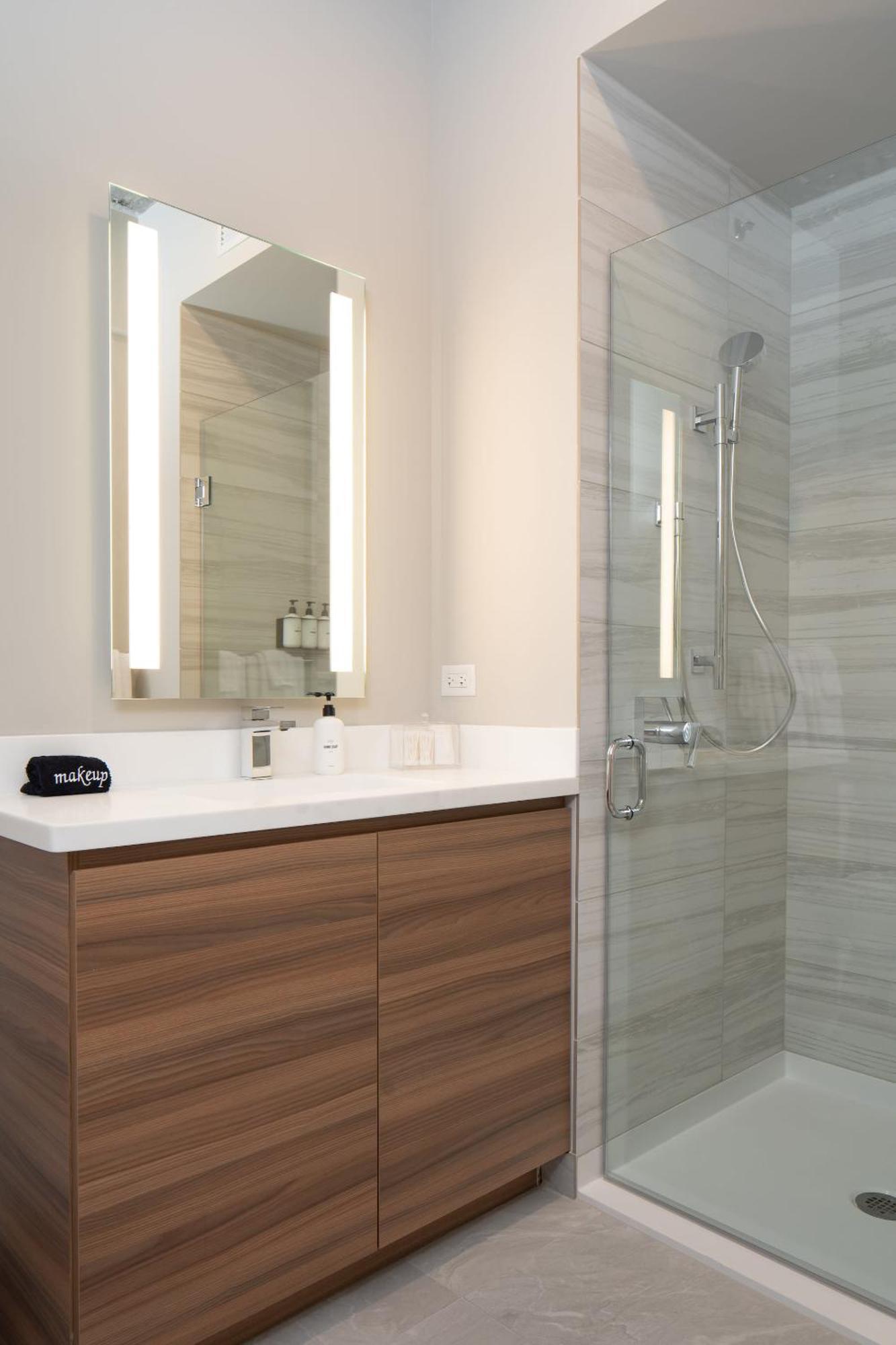 One-Bedroom Apartment Self Check Virtual Front Desk
