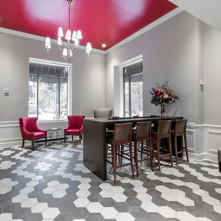 Hotel Saint Clair - Magnificent Mile-2