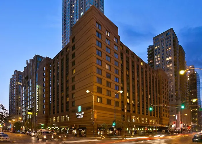 Embassy Suites Chicago - Downtown River North